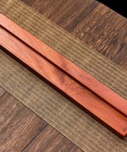 Giá gác chén gỗ hương nguyên khối để ly tách trà đẹp 40cm DC47.