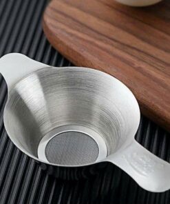 lọc trà inox 304 cao cấp có giá kê phễu lọc bằng vàng hoặc bạc đẹp cao cấp.