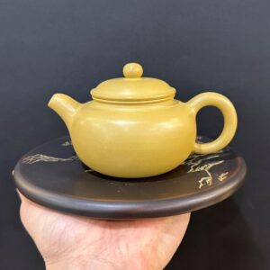 Ấm pha trà tử sa nê hưng đối ẩm màu vàng biển phúc đẹp 130ml pha trà ngon.