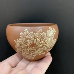 Ly trà tử sa cao cấp nê hưng khắc hoa mẫu đơn 3D thủ công cực đẹp 150ml độc ẩm