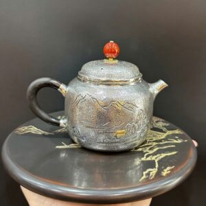 Ấm pha trà bạc nguyên chất AG999 gò thủ công sơn thủy 240ml pha trà ngon.