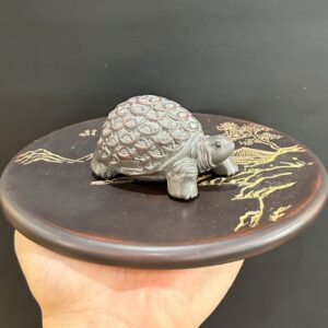 Tượng rùa mini gốm tử sa nê hưng thủ công cỡ nhỏ bày bàn trà đẹp TS33.