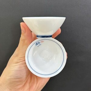 Chén sứ dáng nón cỡ nhỏ làm ly uống trà đẹp 40ml CS23.