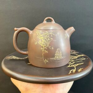 Ấm nê hưng nguyên khoáng dáng tần quyền khắc hồ gươm 220ml AKC180.