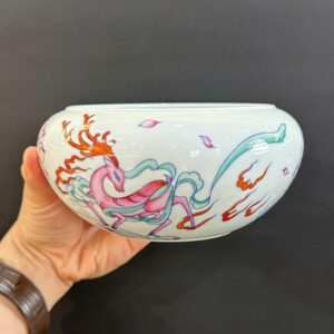 Thuyền trà sứ cảnh đức vẽ tay hươu mẫu đơn men phấn thái cao cấp 10.5x15x7cm TT32.