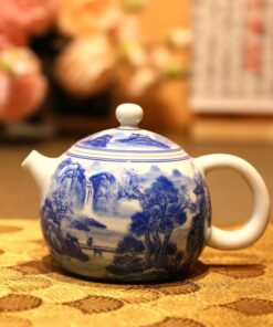 Ấm Sứ Cảnh Đức Tây Thi Hoạ Sơn Thuỷ Nắp Khít 230ml AS88